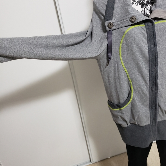 Lululemon oversized jacket - Picture 3 of 6